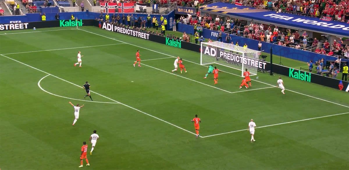 Football Analyst Broker Heisenberg Accurately Predicts World Cup Match: Norway Defeats Ivory Coast 2-1
